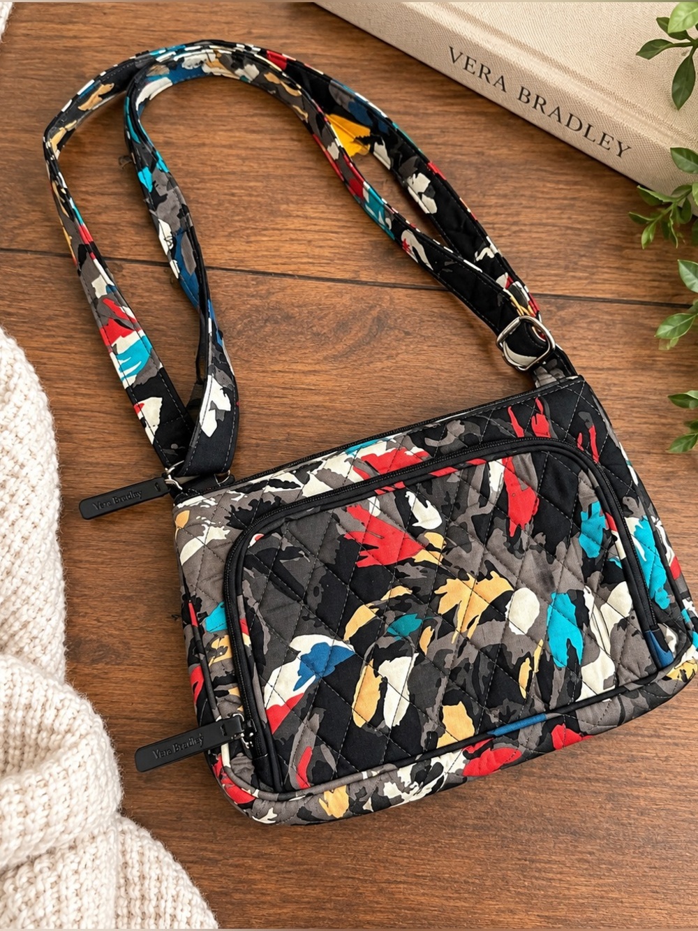 Vera Bradley Mini Andi Crossbody Splash Floral Quilted Bag